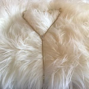 Gold Kendra Scott necklace